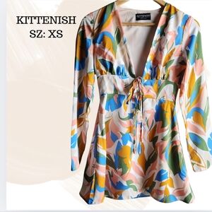 KITTENISH Stand Out Printed Mini Dress XS | Boho Floral Plunge Tie Front‎